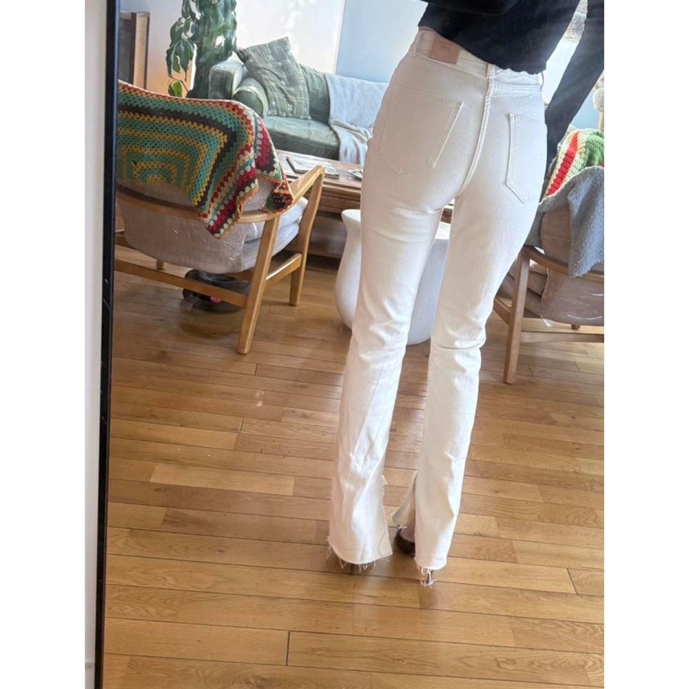 Zara High Waisted White Flare Jeans Women's Size 2 Raw Hem Bootcut